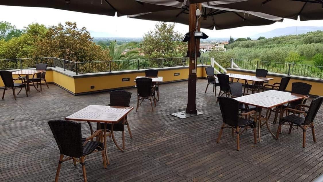 Poggio Degli Olivi Bed & Breakfast Monsummano Terme Exterior foto