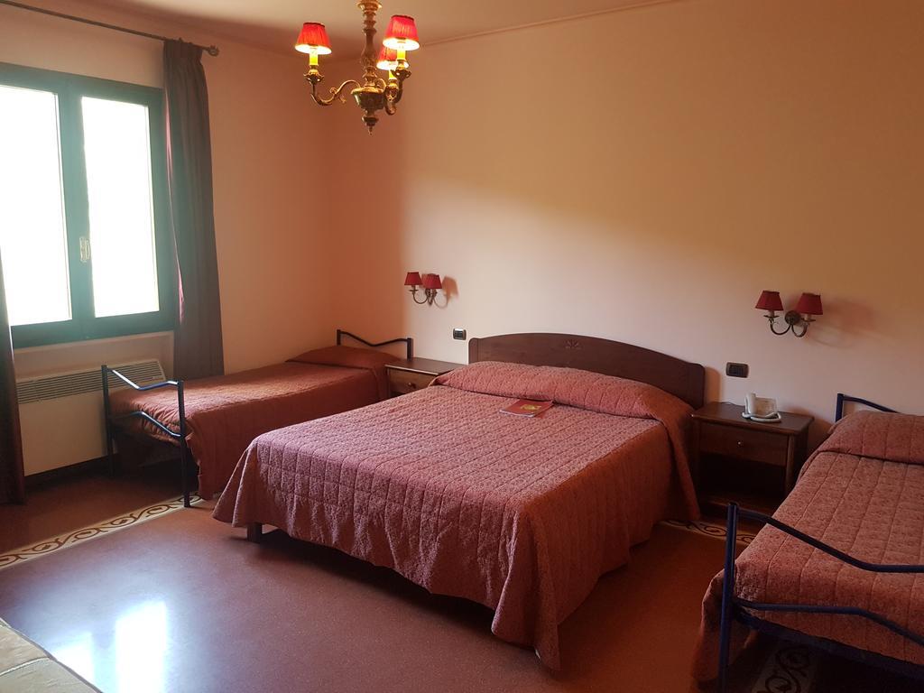 Poggio Degli Olivi Bed & Breakfast Monsummano Terme Exterior foto